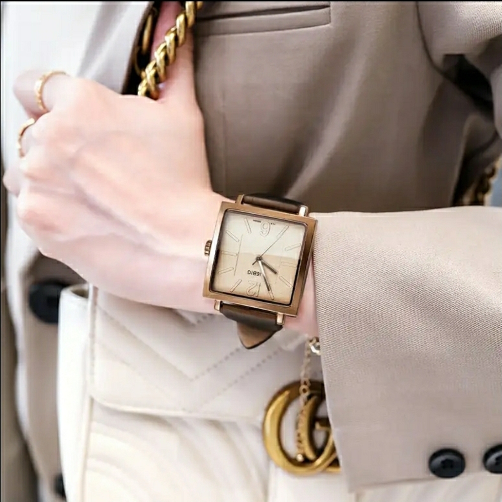 NEW! Golden Coffee Square Quartz Watch with Brown Leather Strap - Picture 5 of 12